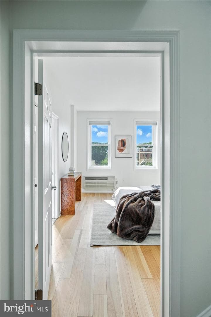1843 Mintwood Place NW #207 photo 6