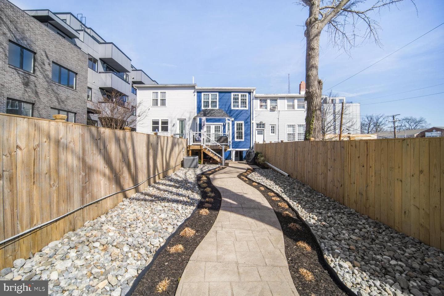 1208 Madison Street NW photo 19