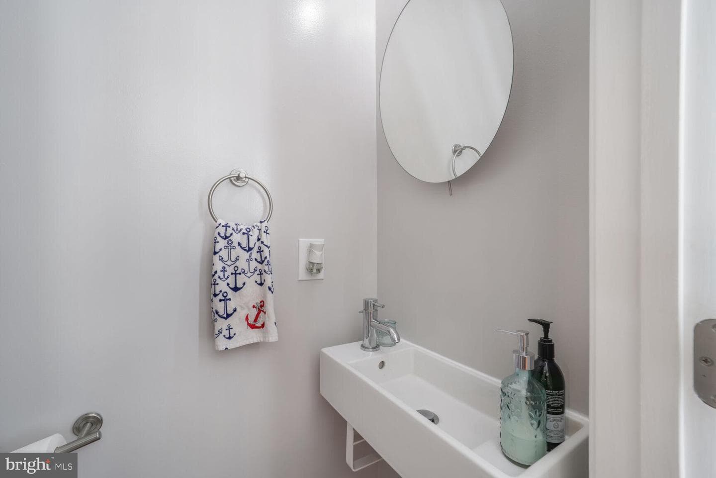1208 Madison Street NW photo 8