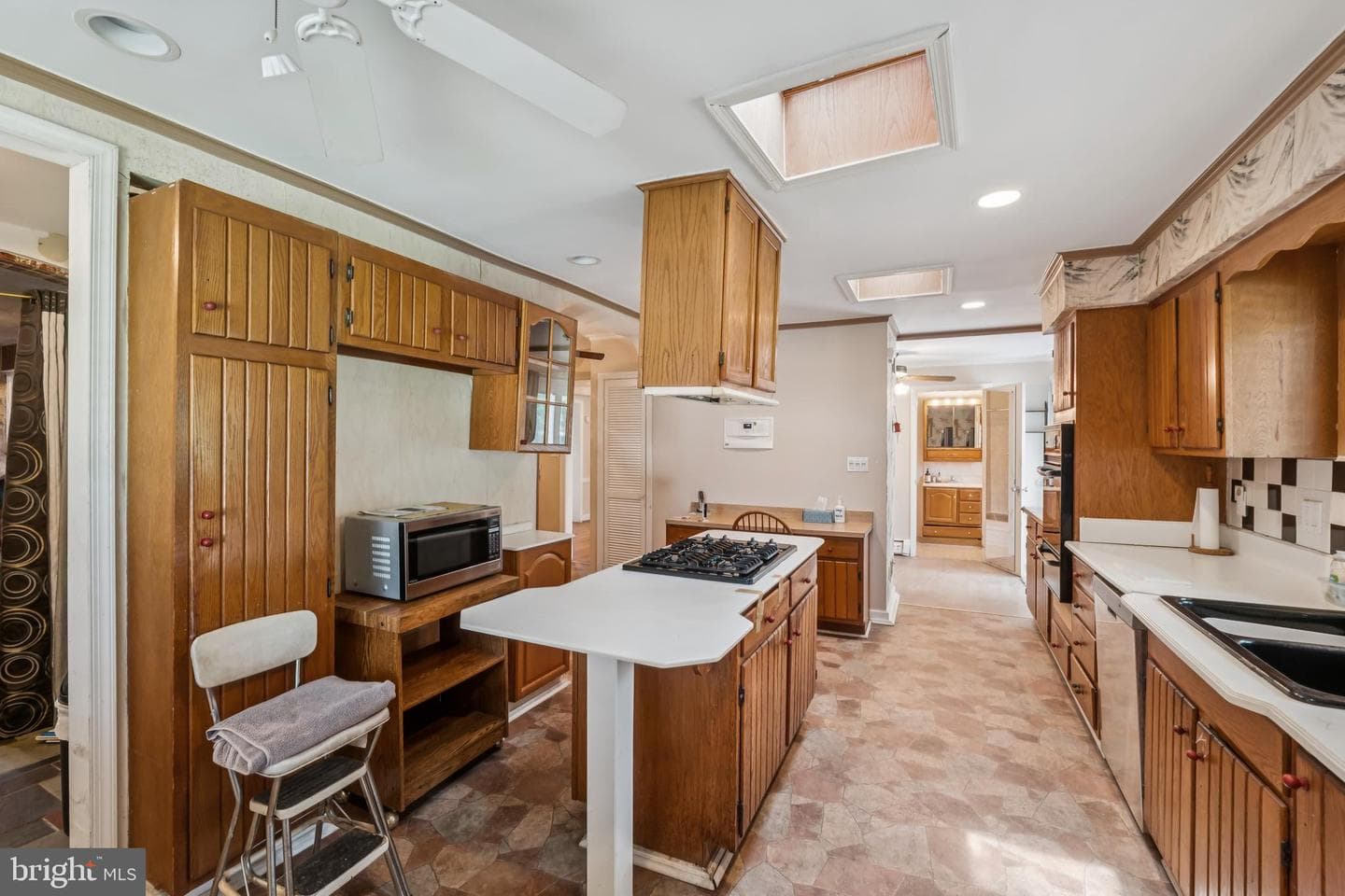 1626 Varnum Place NE photo 15