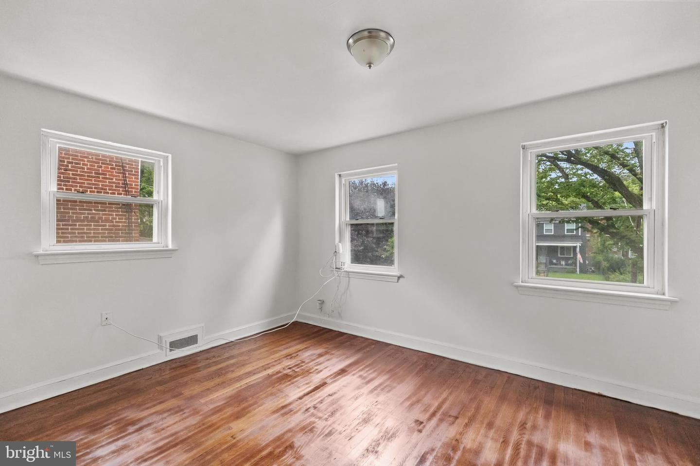 1119 Branch Avenue SE photo 13