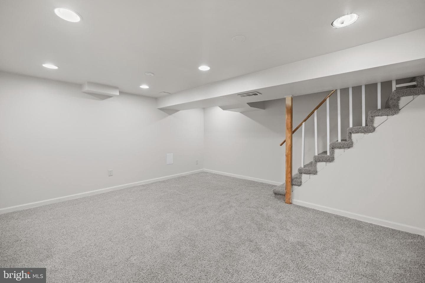 1119 Branch Avenue SE photo 21