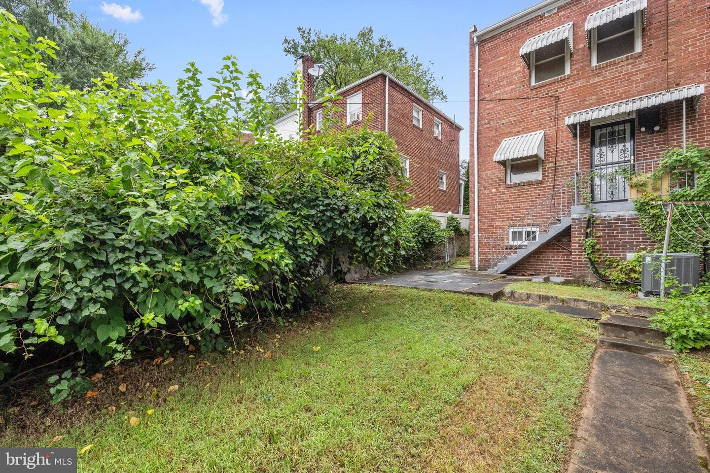 1119 Branch Avenue SE photo 30