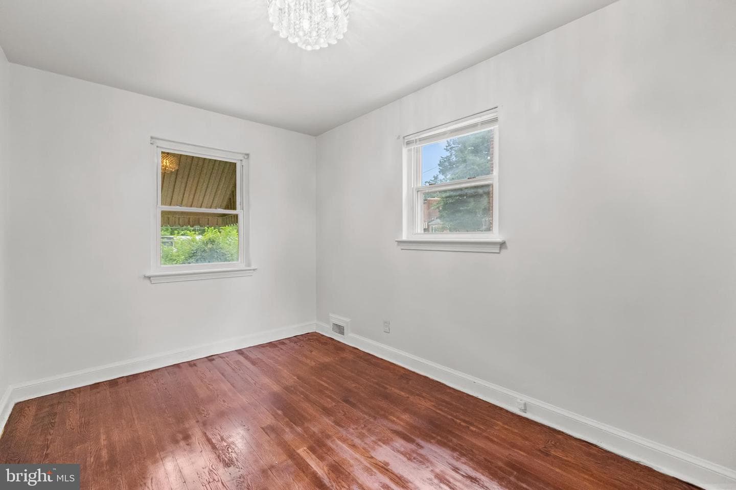 1119 Branch Avenue SE photo 8