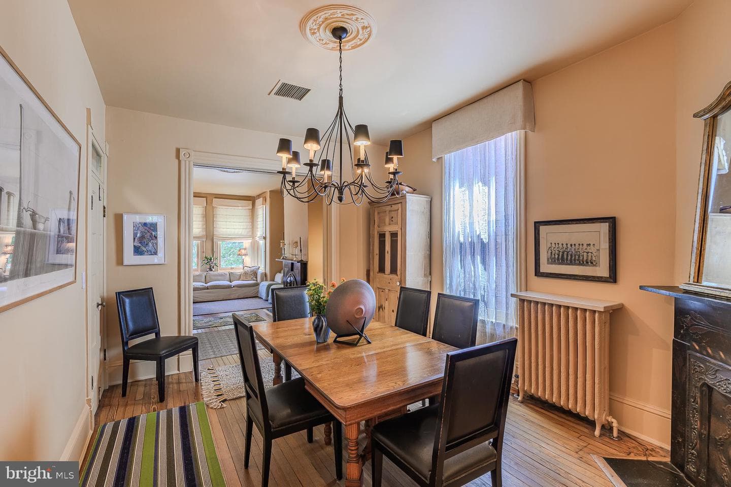 424 4th Street NE photo 10