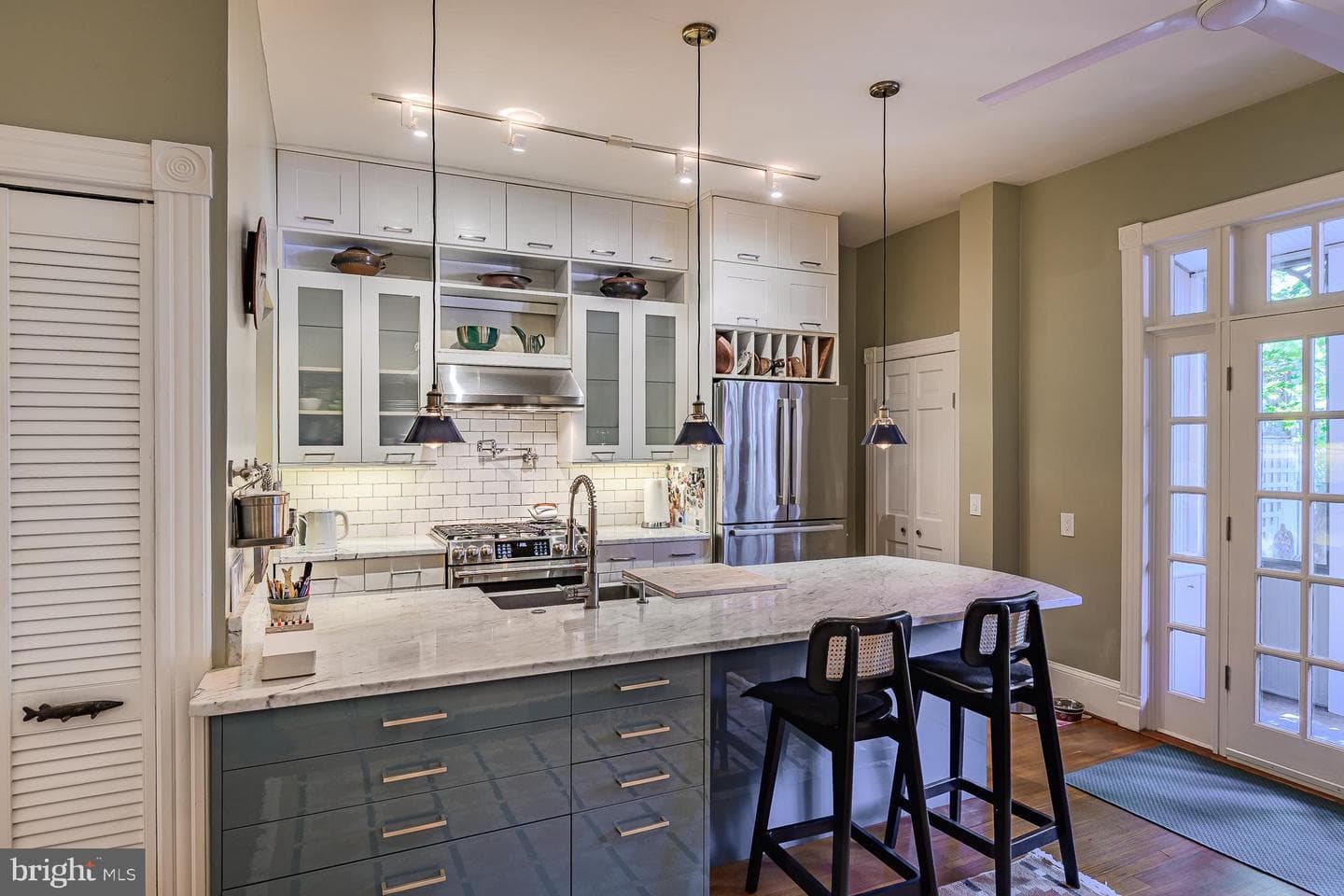 424 4th Street NE photo 15