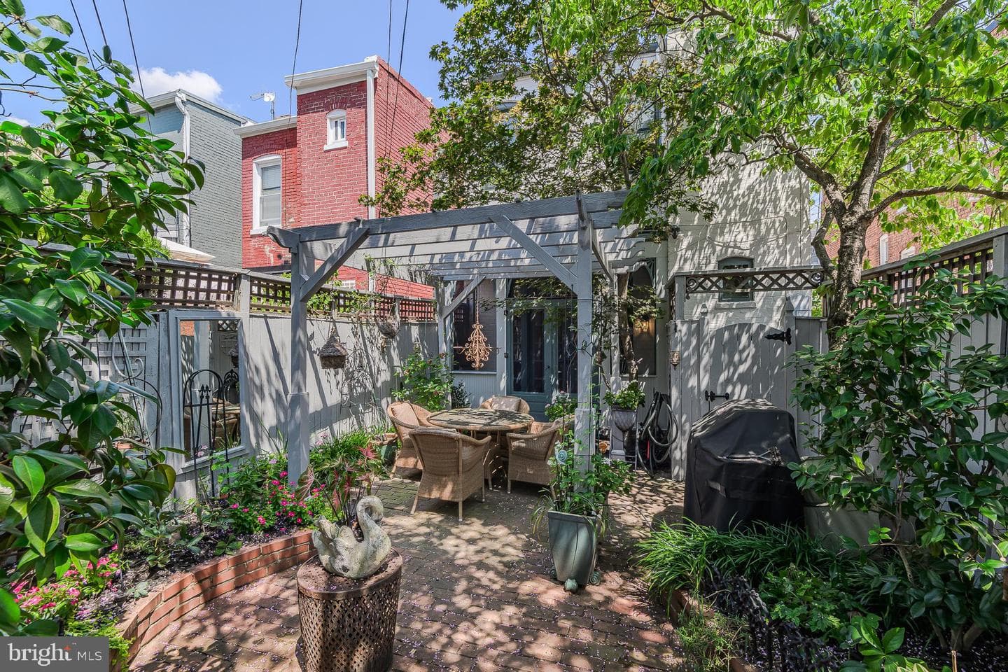 424 4th Street NE photo 41