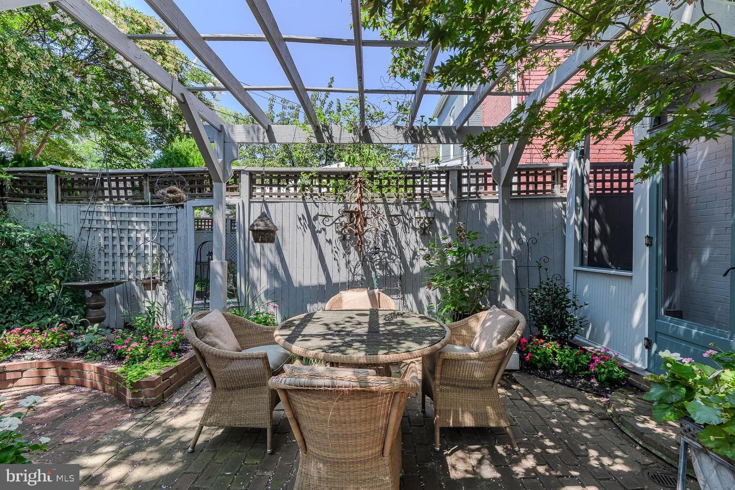 424 4th Street NE photo 44