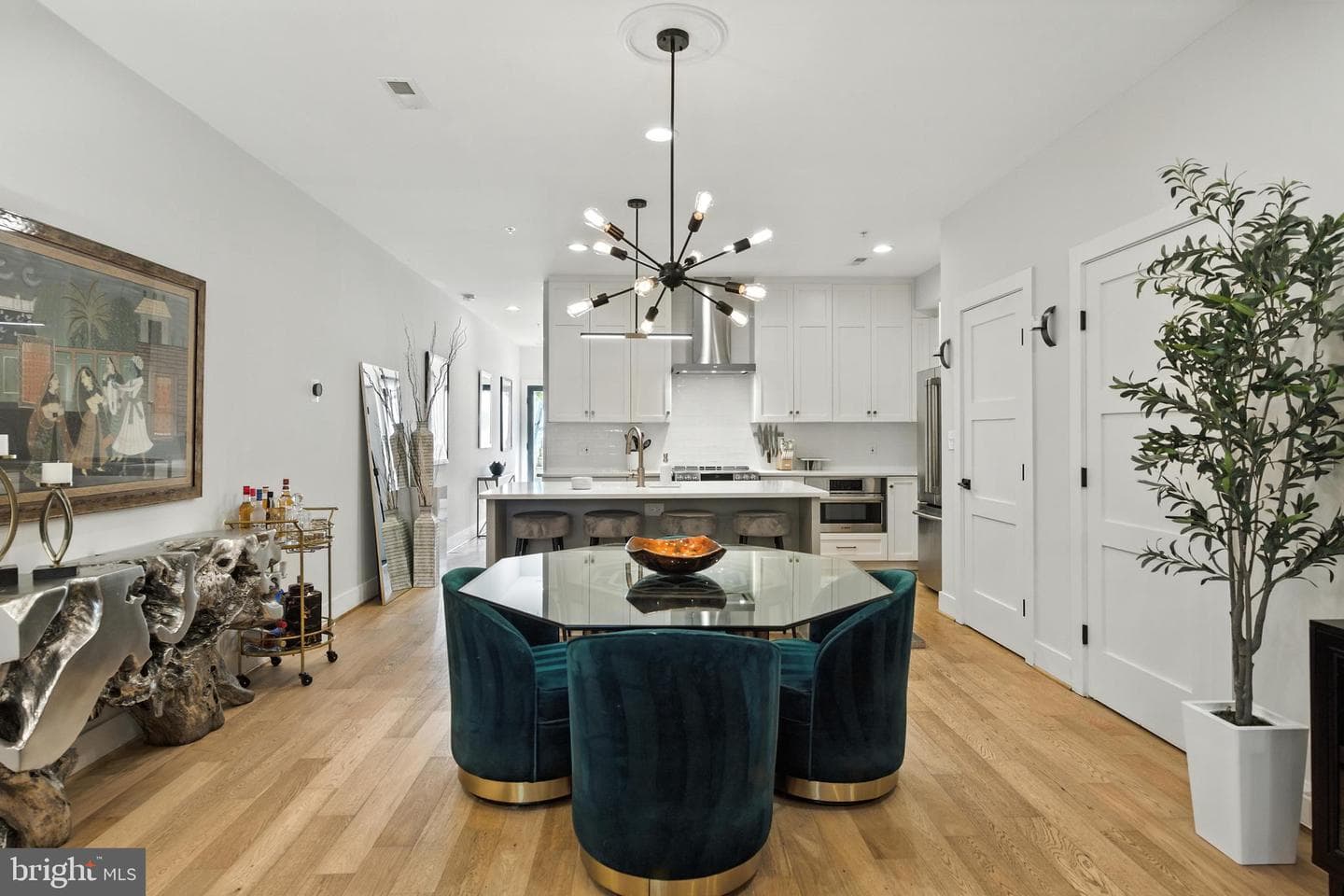 1364 Newton Street NW #1 photo 10