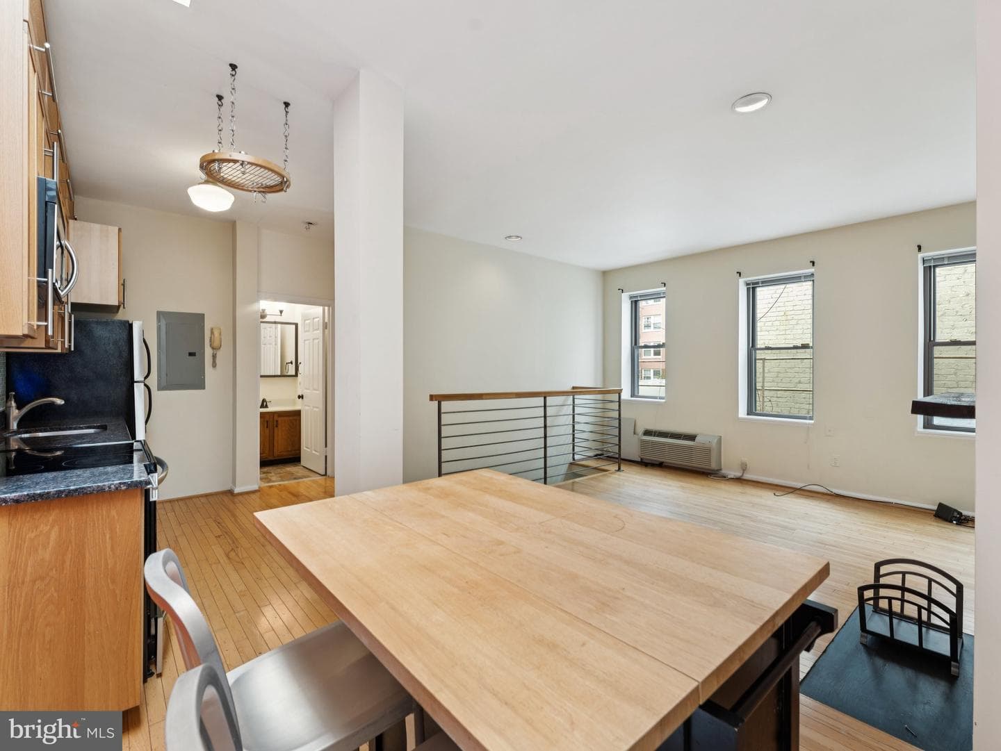 1843 Mintwood Place NW #203 photo 9