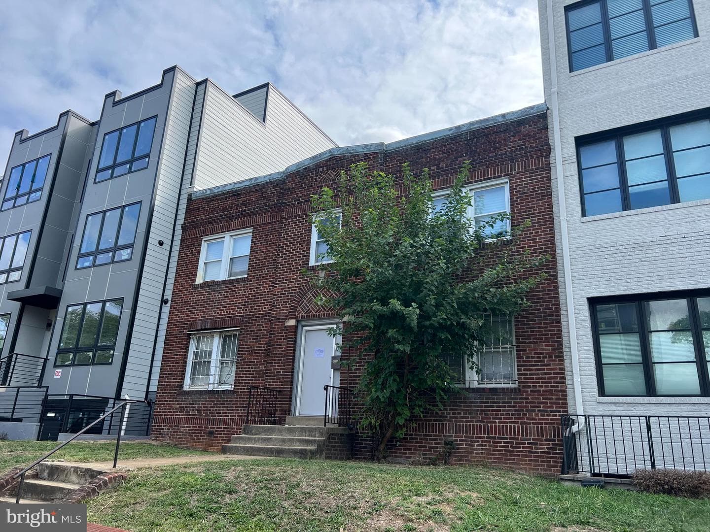 1013 17th Street NE photo 1