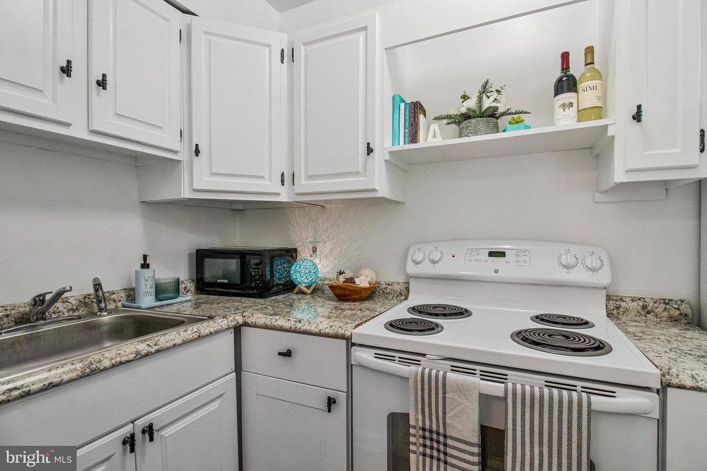 4029 Benton Street NW #201 photo 12