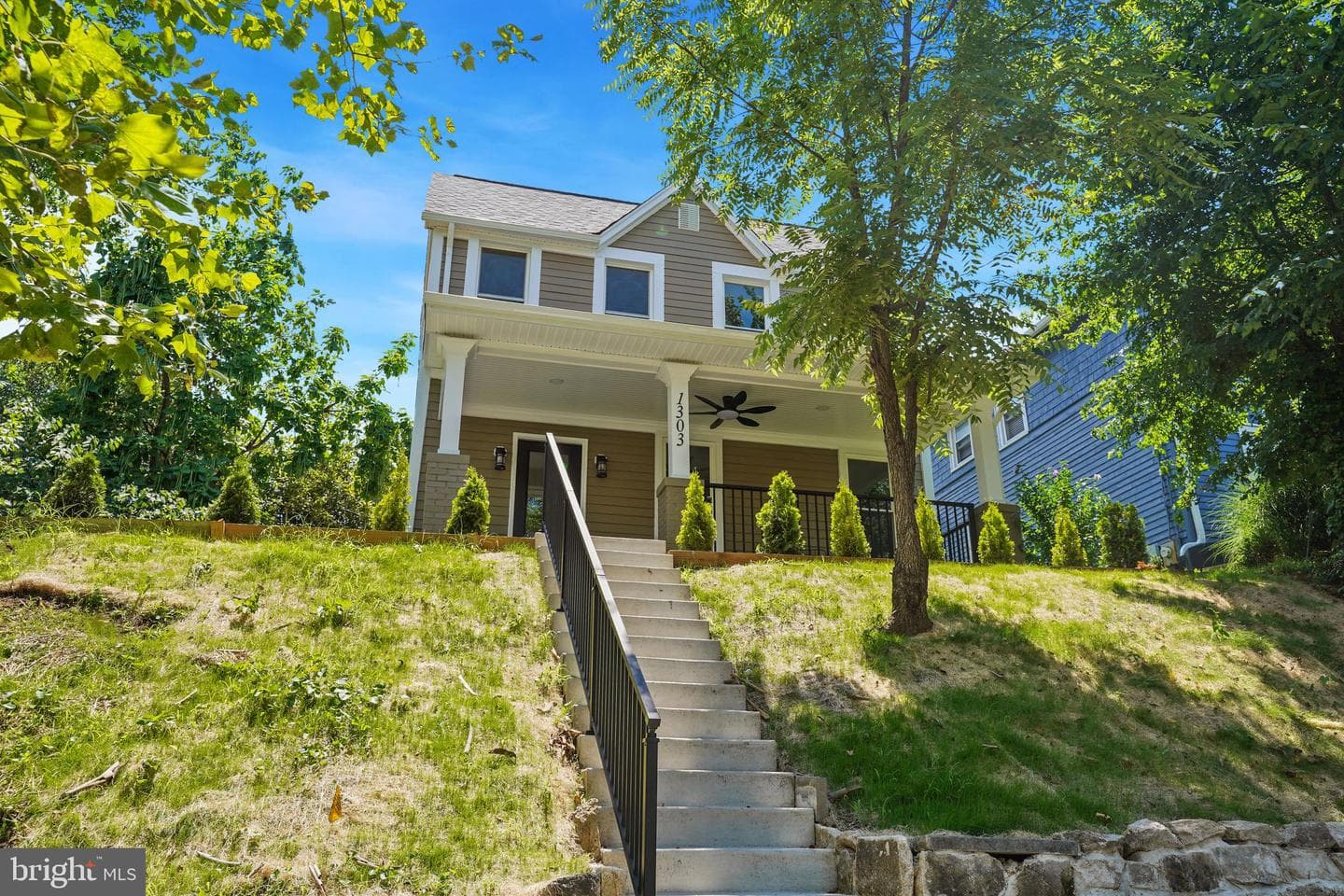1303 Girard Street NE
