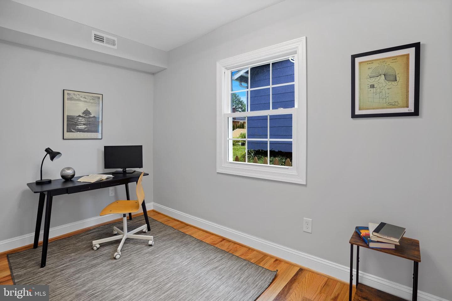 1303 Girard Street NE photo 13