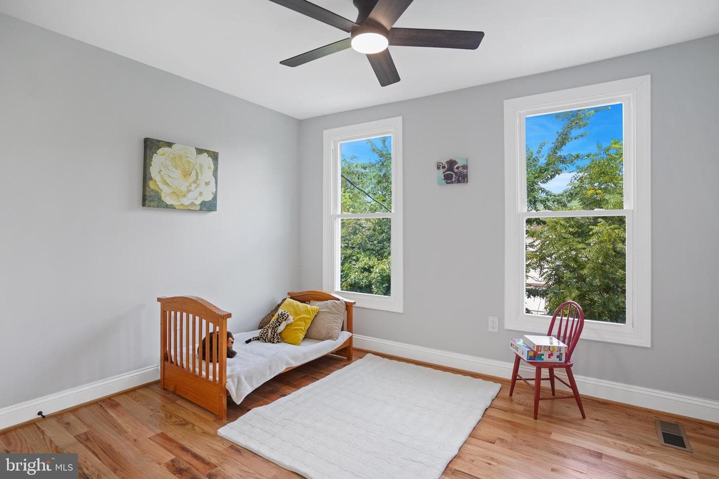 1303 Girard Street NE photo 19