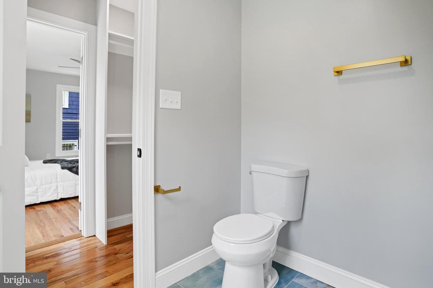 1303 Girard Street NE photo 23