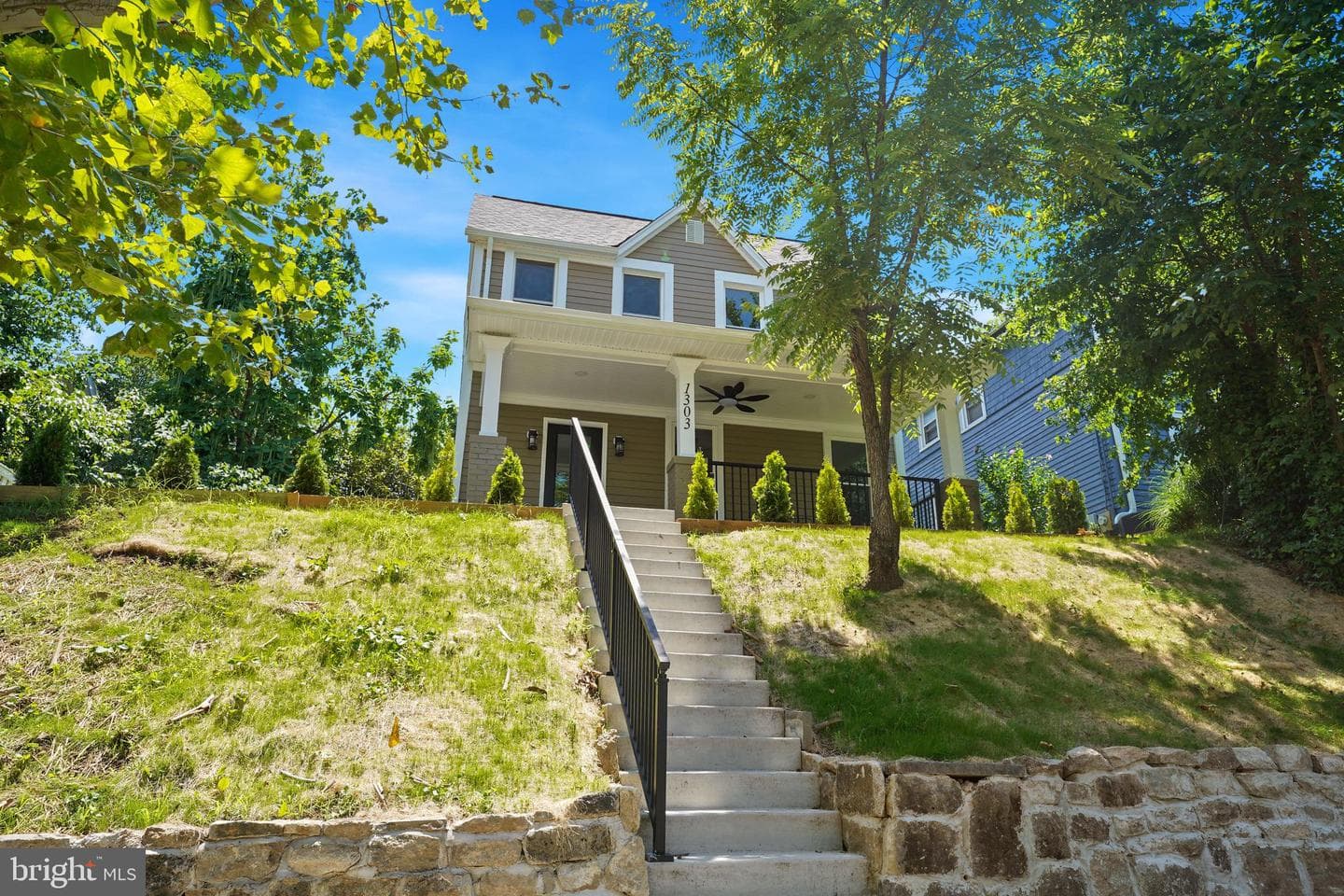 1303 Girard Street NE photo 33