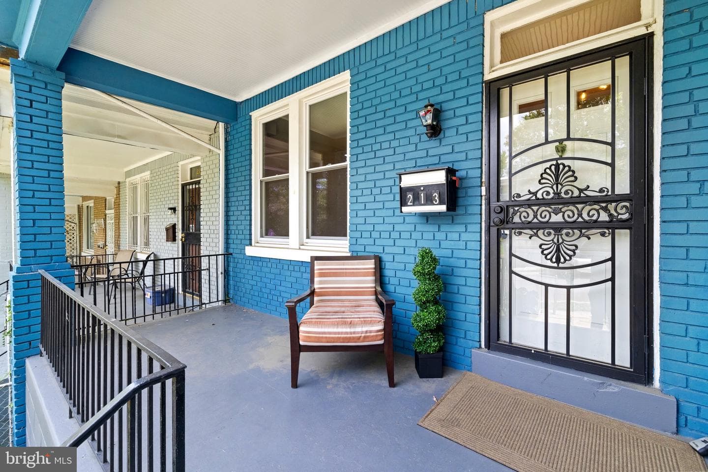 213 Channing Street NE photo 3