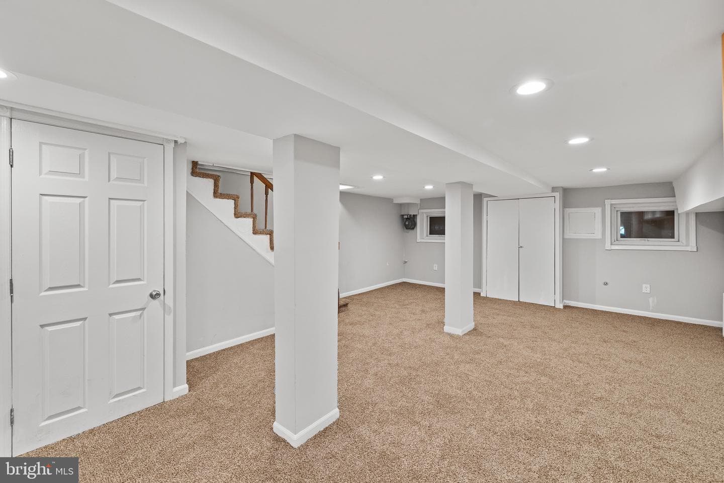 213 Channing Street NE photo 32