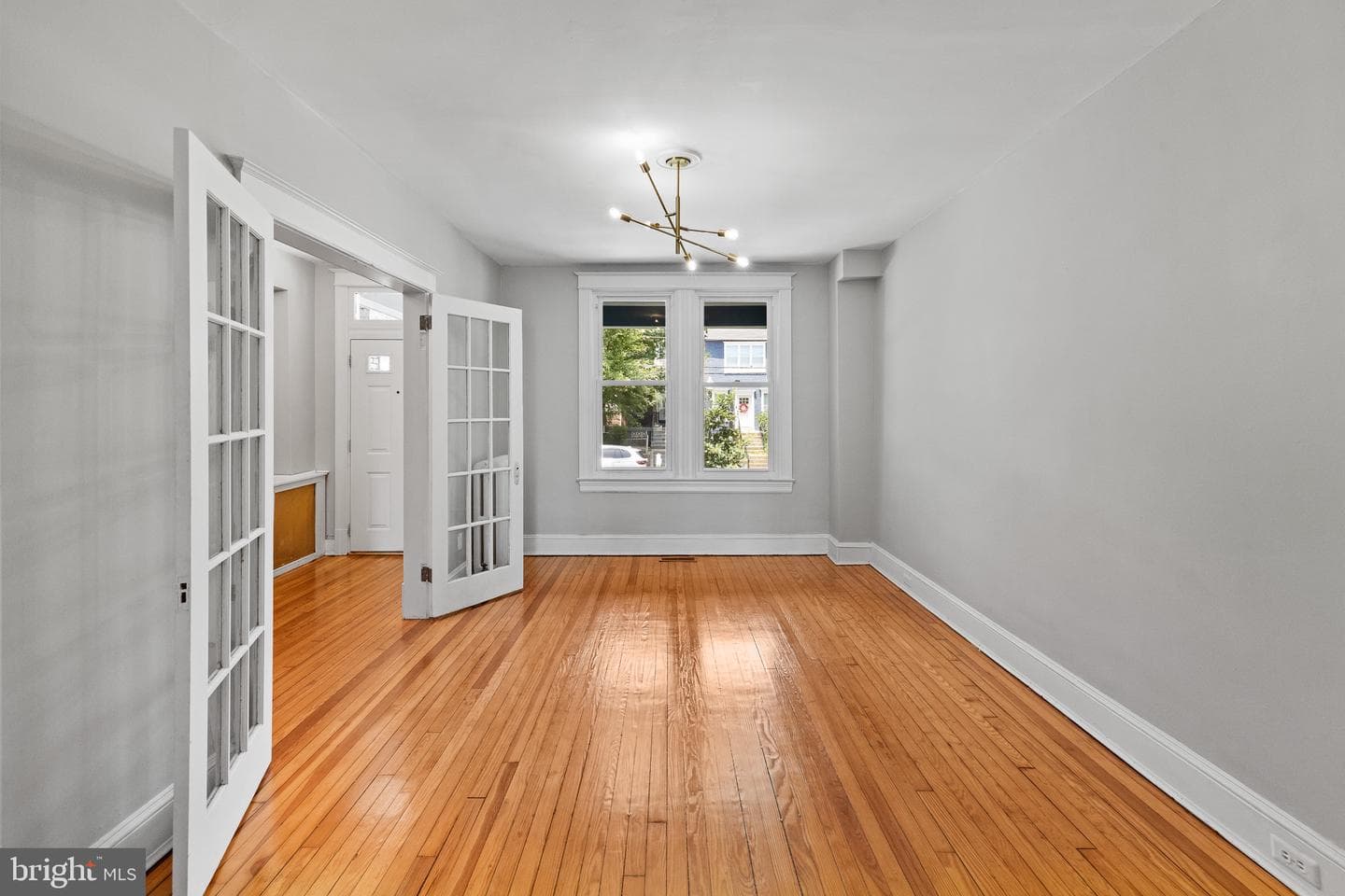 213 Channing Street NE photo 7