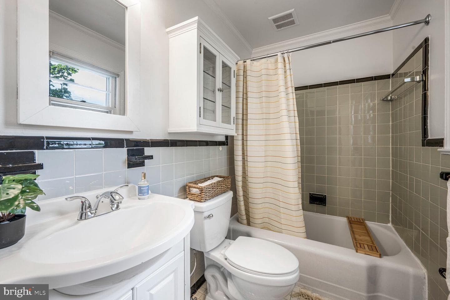 6635 Harlan Place NW photo 22