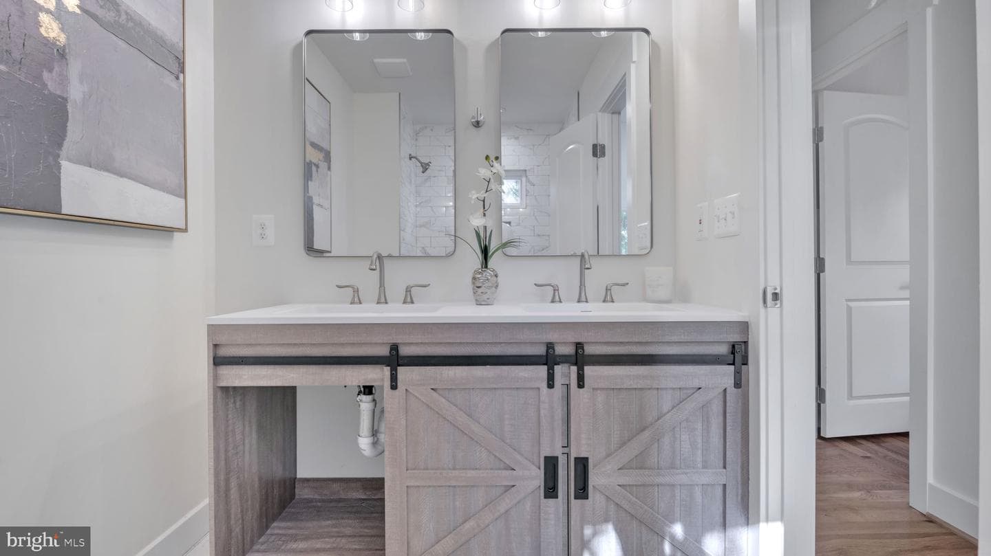 1005 Savannah Street SE photo 30