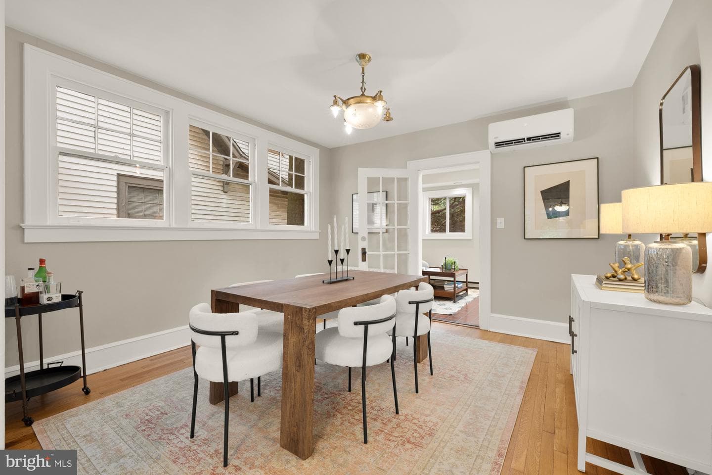 1505 Otis Street NE photo 12