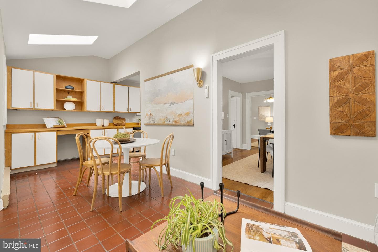 1505 Otis Street NE photo 17