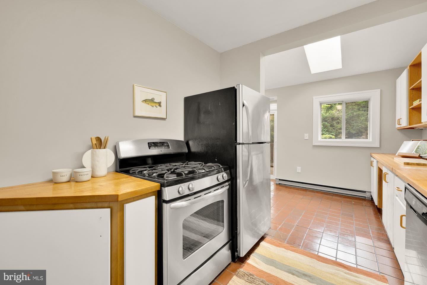 1505 Otis Street NE photo 20
