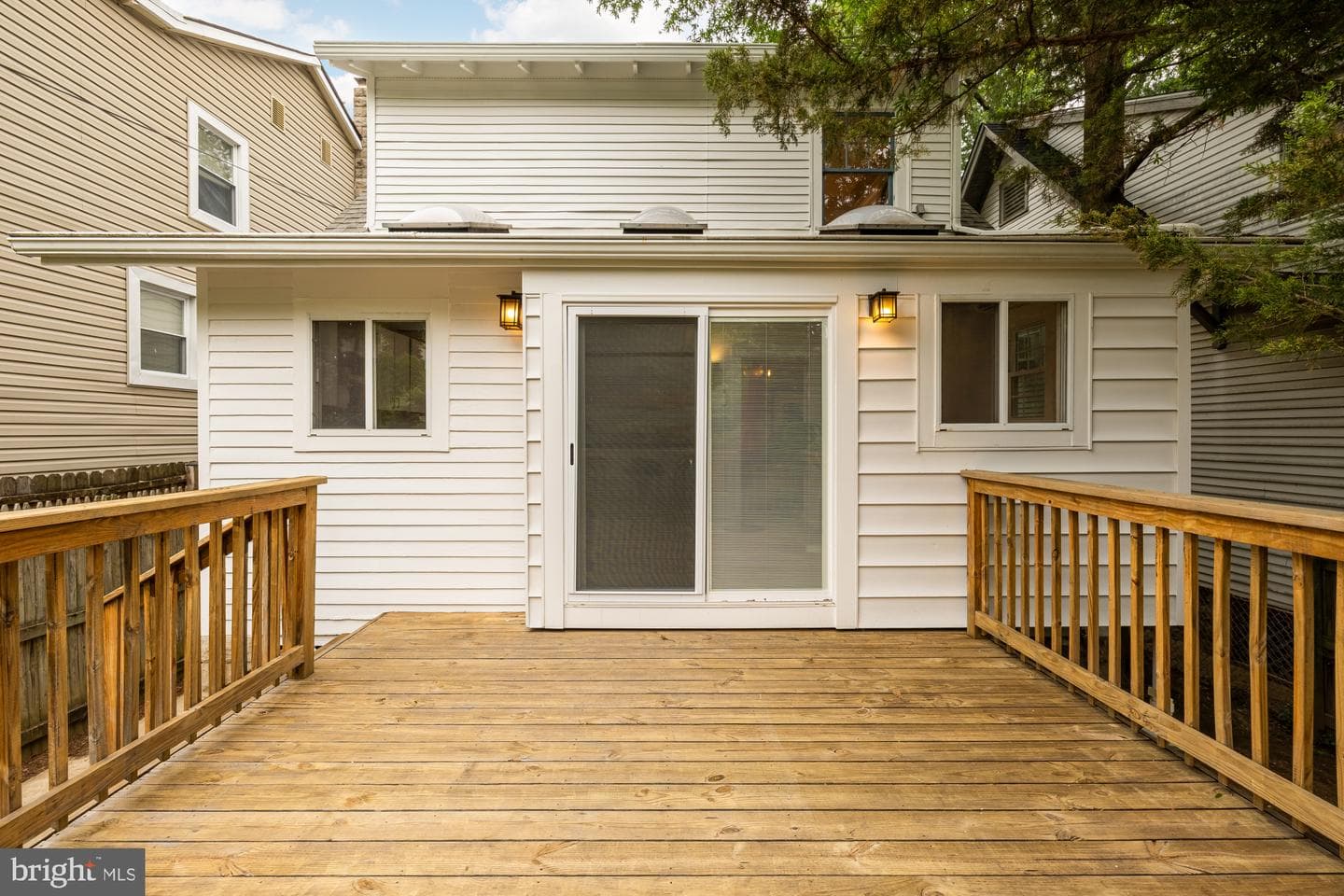 1505 Otis Street NE photo 22