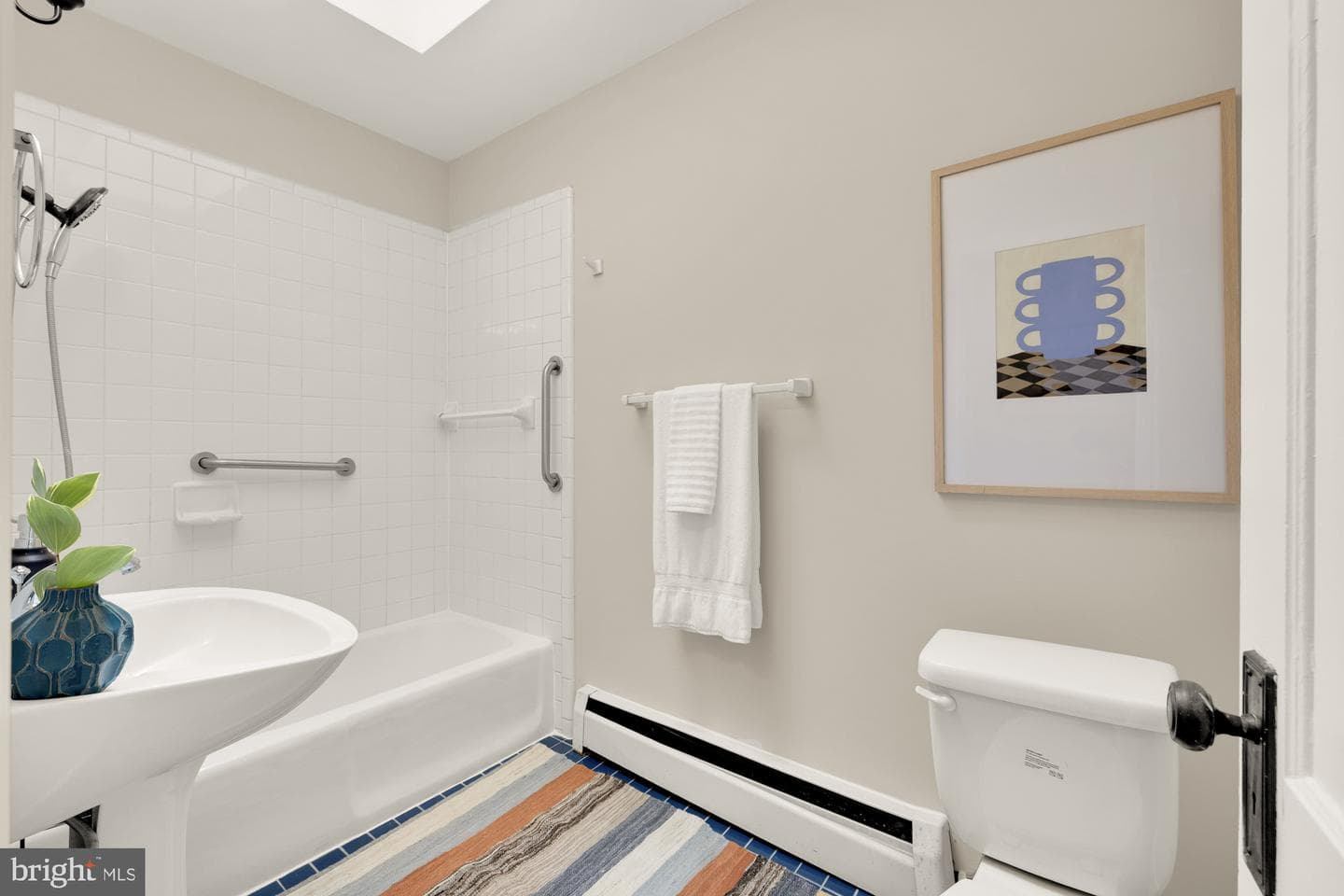 1505 Otis Street NE photo 34