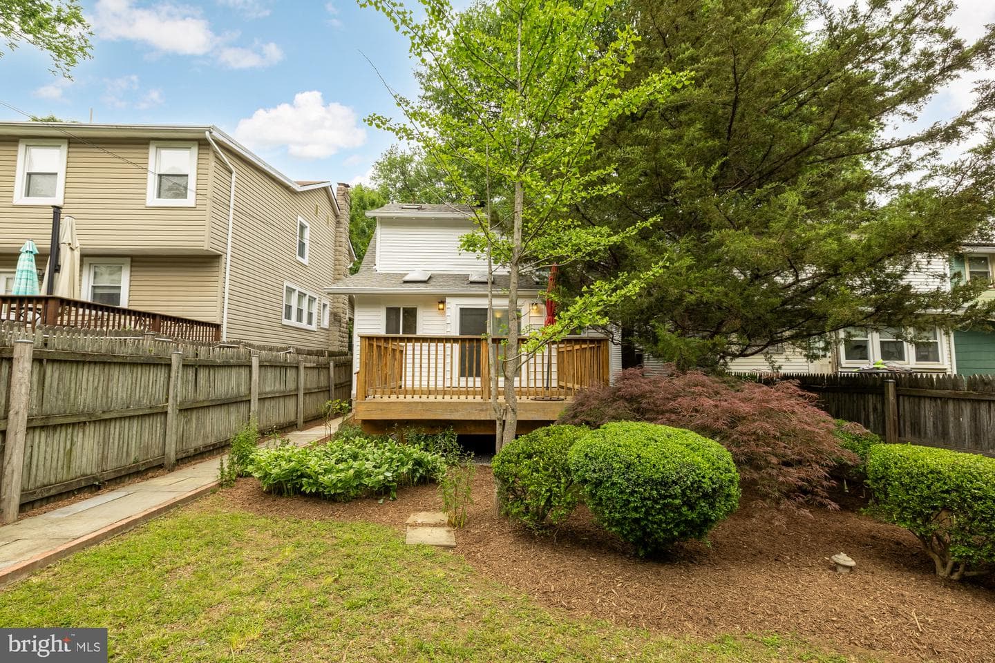 1505 Otis Street NE photo 46