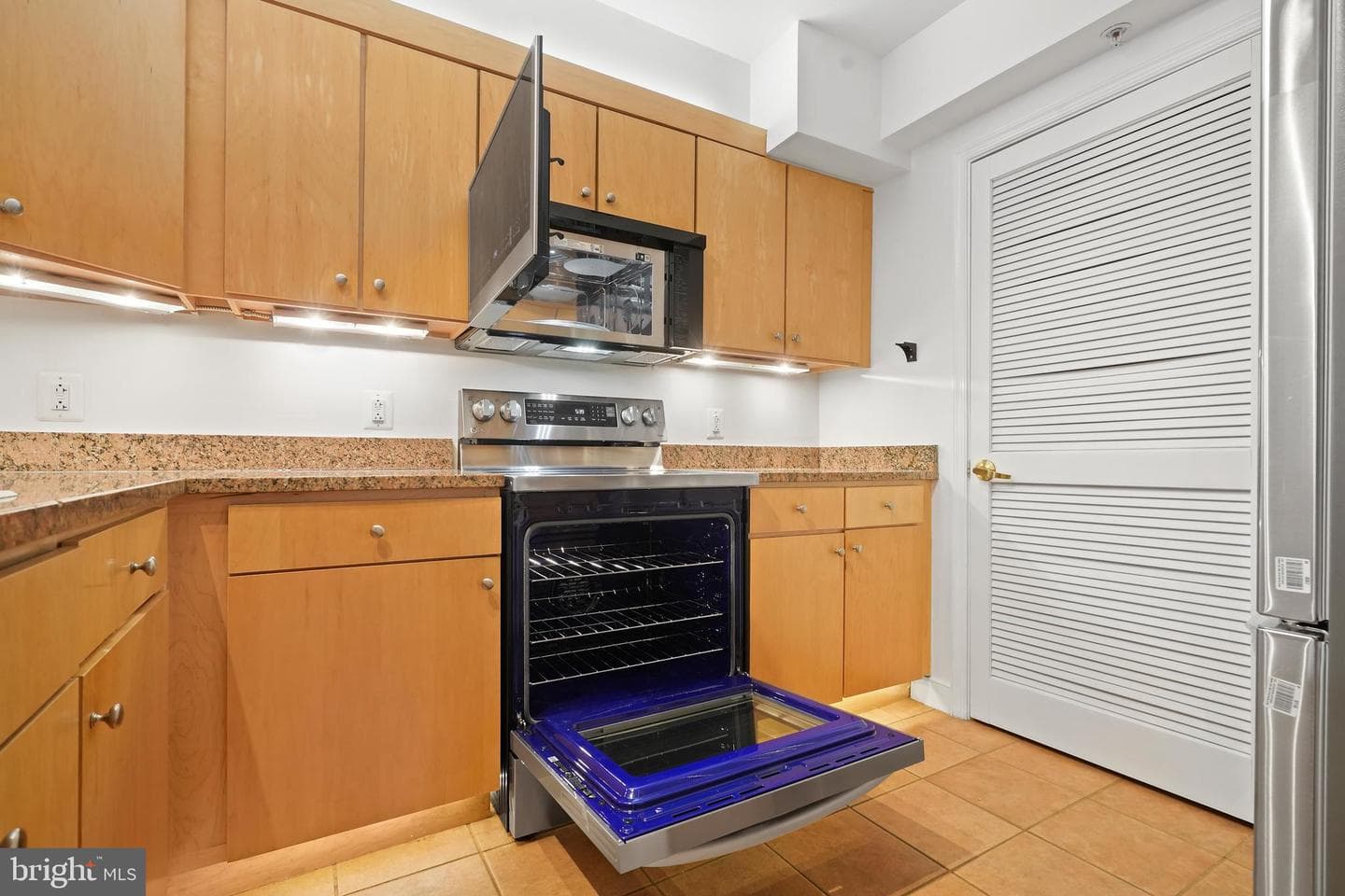 631 D Street NW #936 photo 44