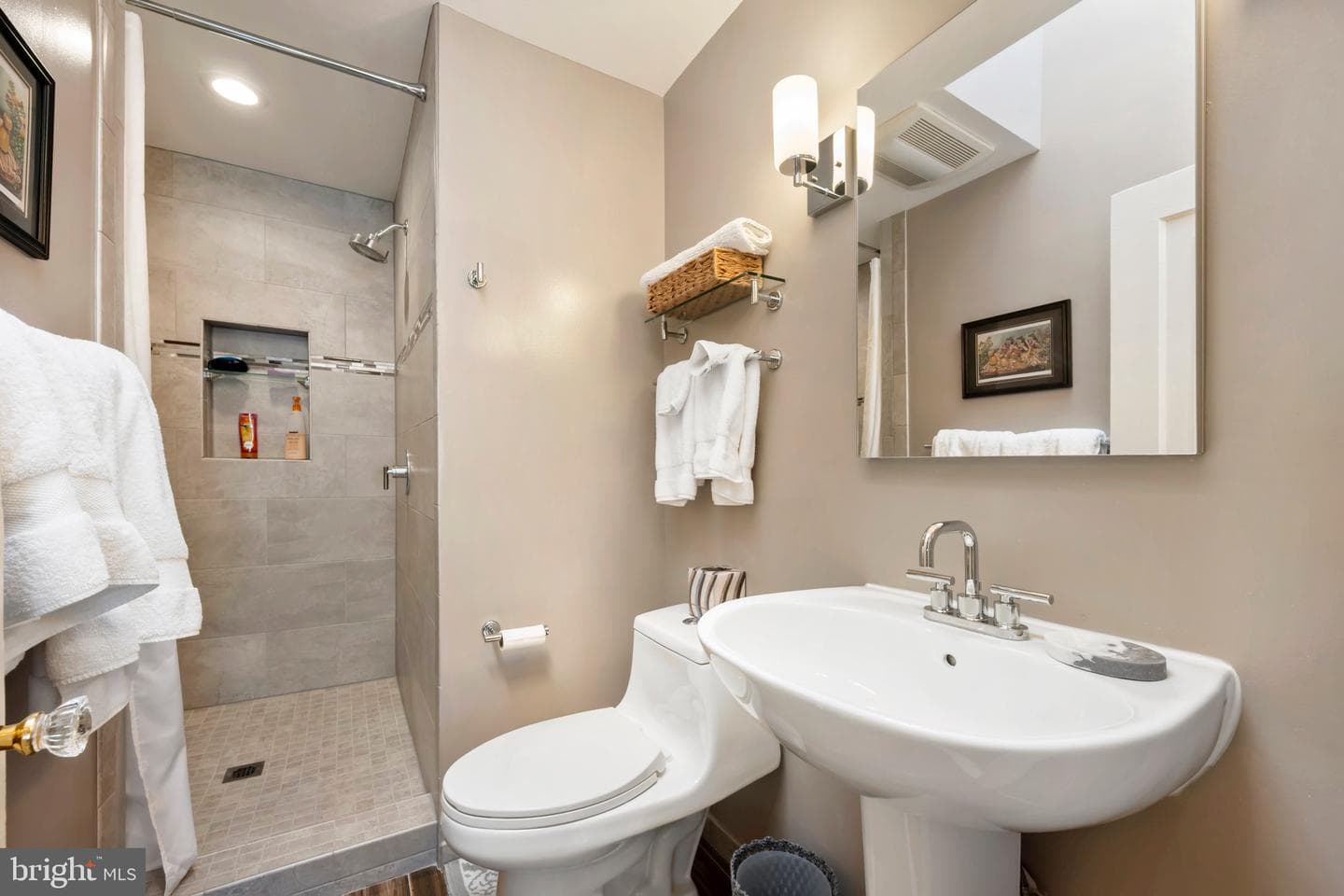 1501 Van Buren Street NW photo 17