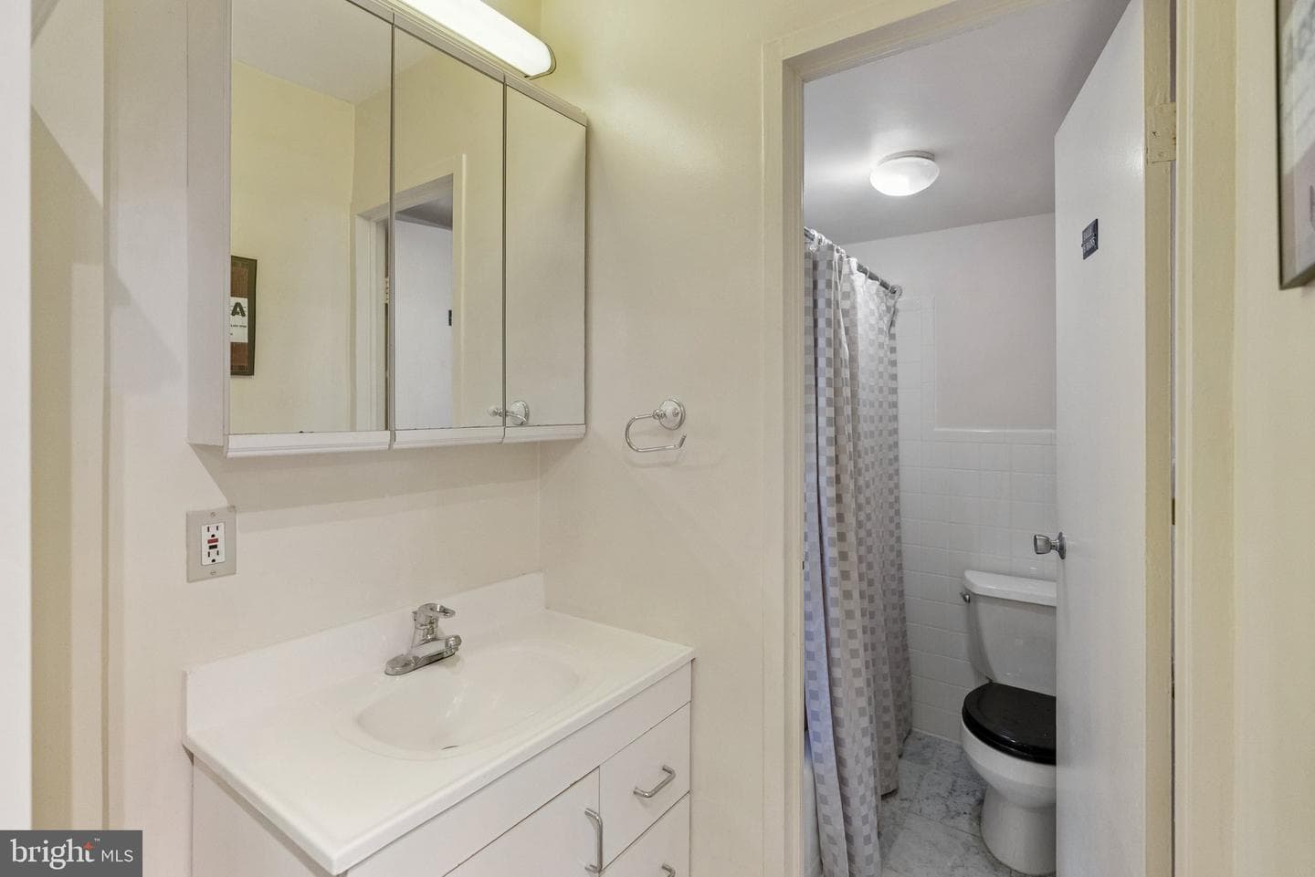 2800 Wisconsin Avenue NW #307 photo 11
