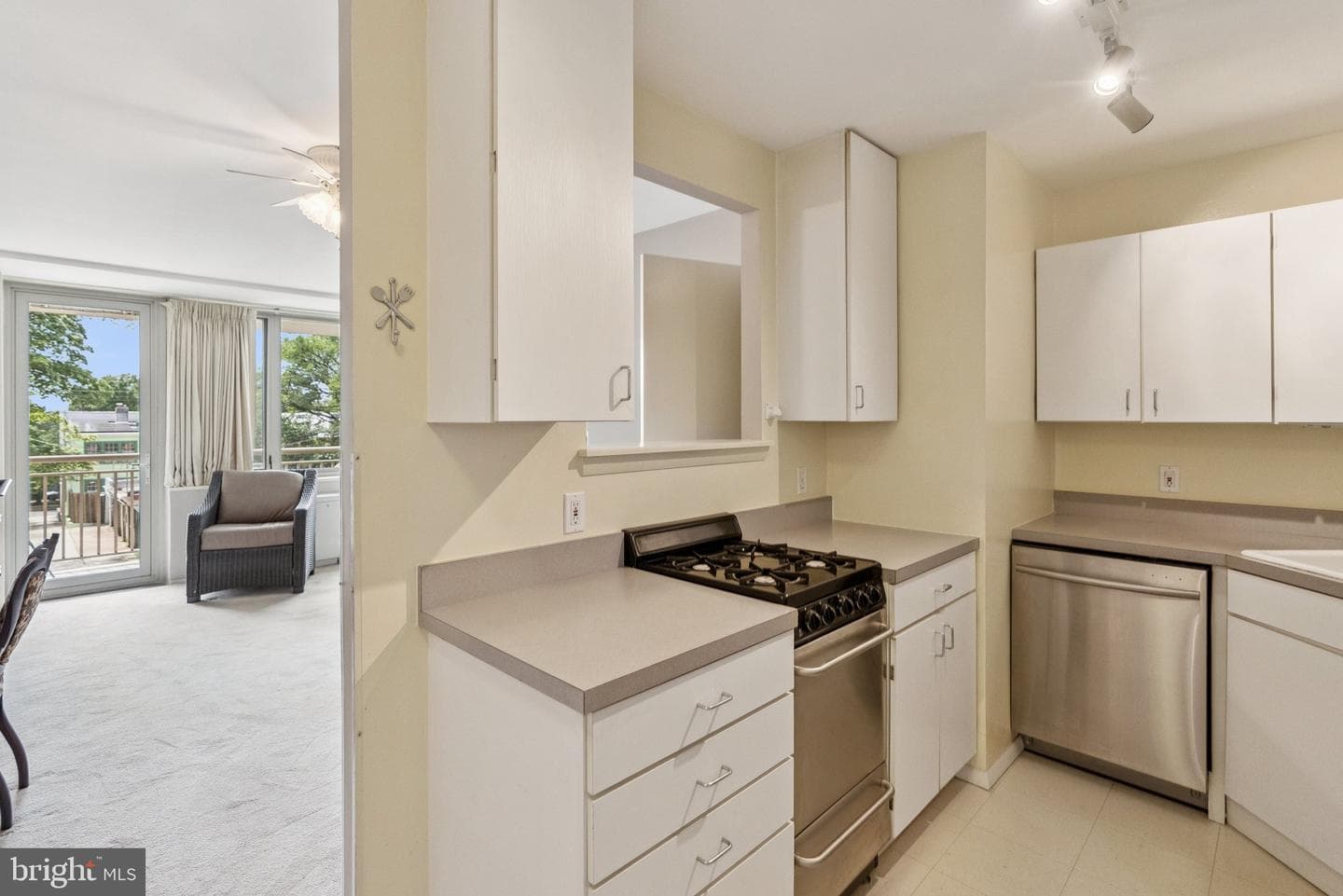 2800 Wisconsin Avenue NW #307 photo 5