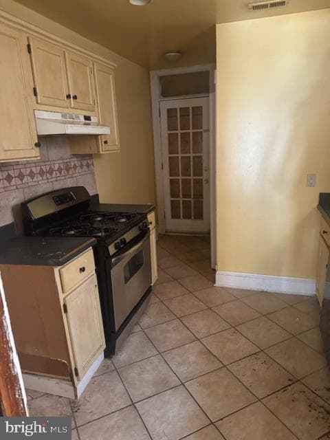 2354 Champlain Street NW photo 4