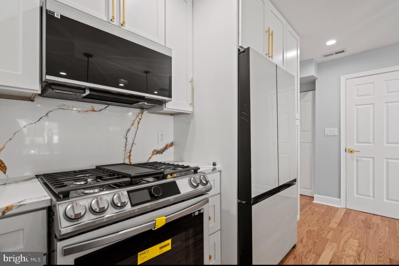 2236 15th Street NE photo 5