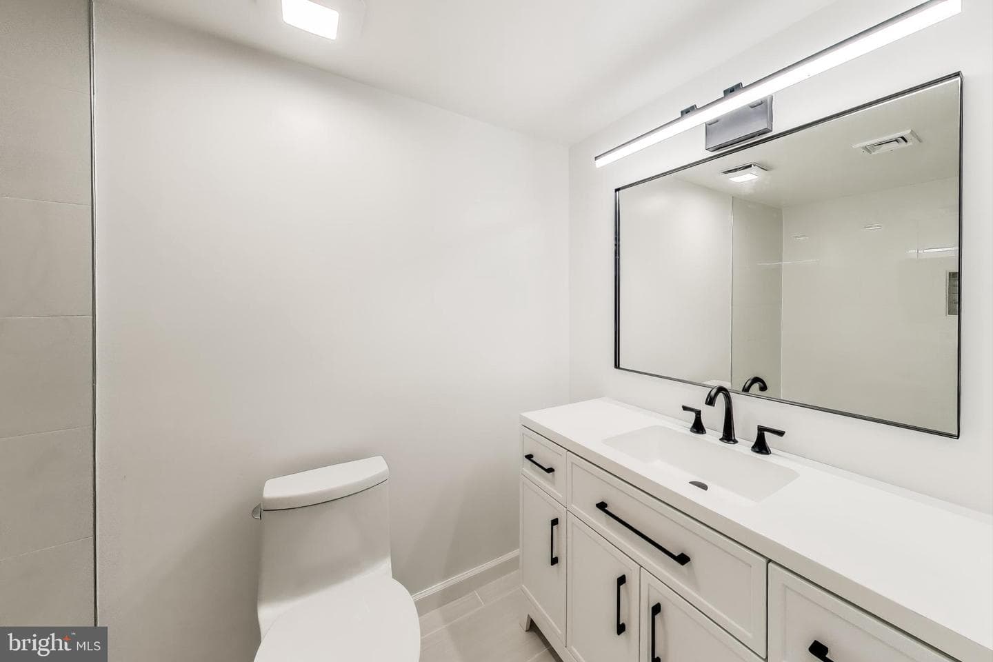 3044 Pineview Court NE #3044 photo 7
