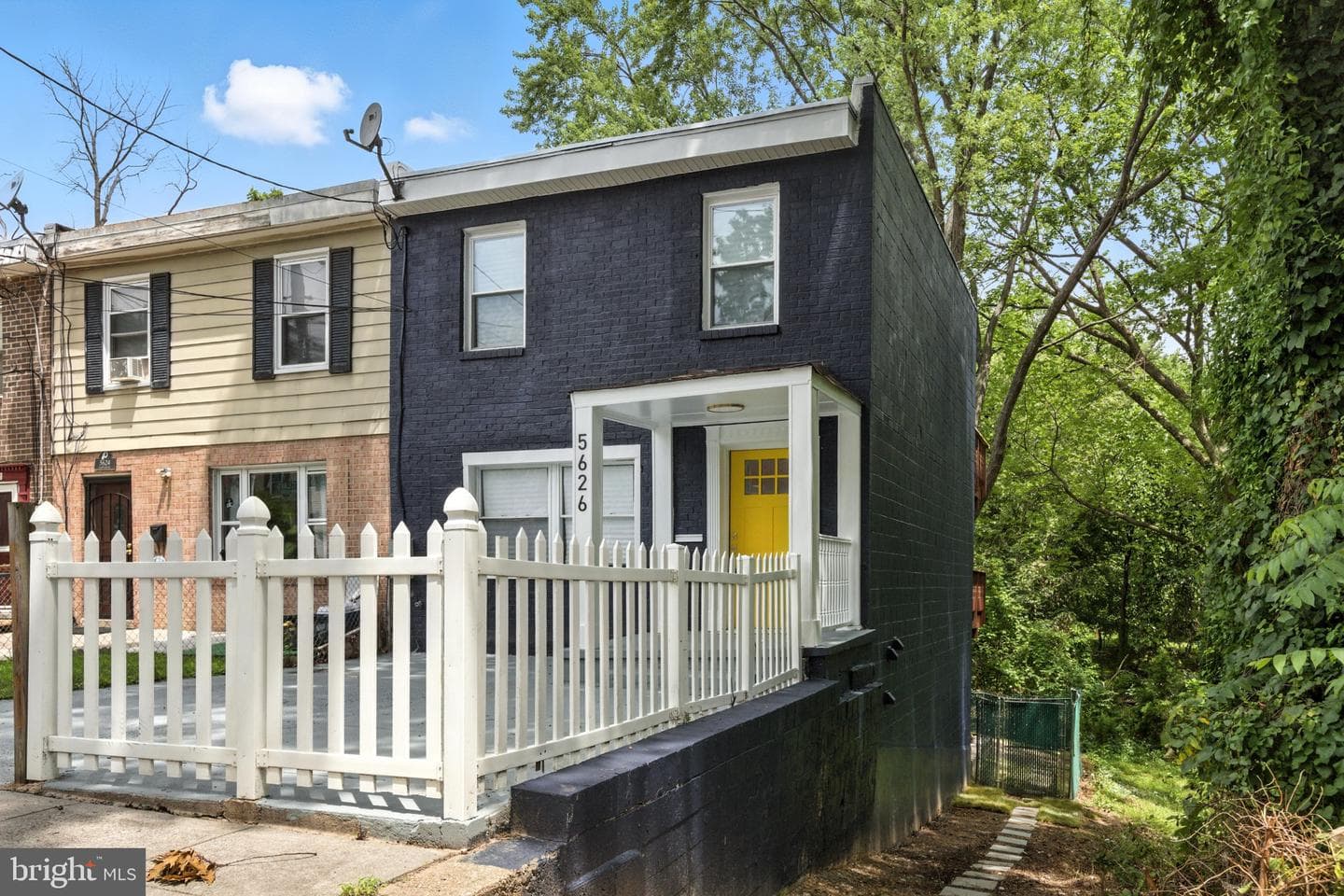 5626 Clay Place NE photo 1