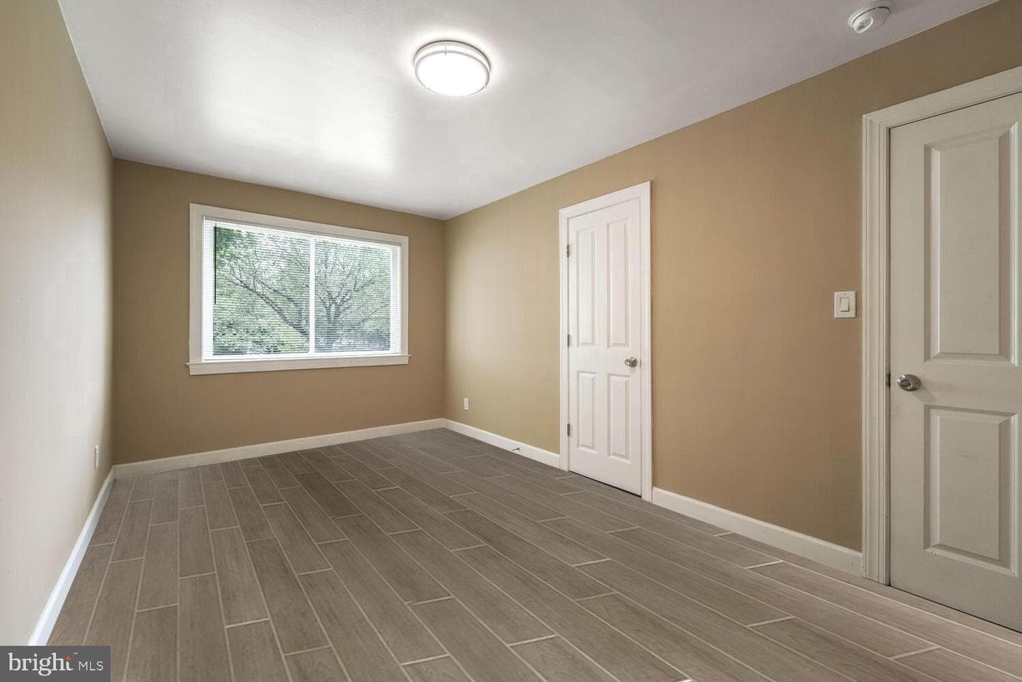 750 Barnaby Street SE #201 photo 12