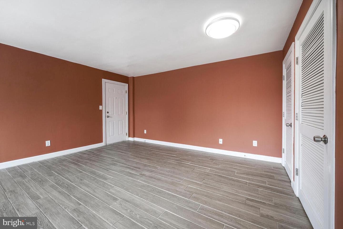 750 Barnaby Street SE #201 photo 8