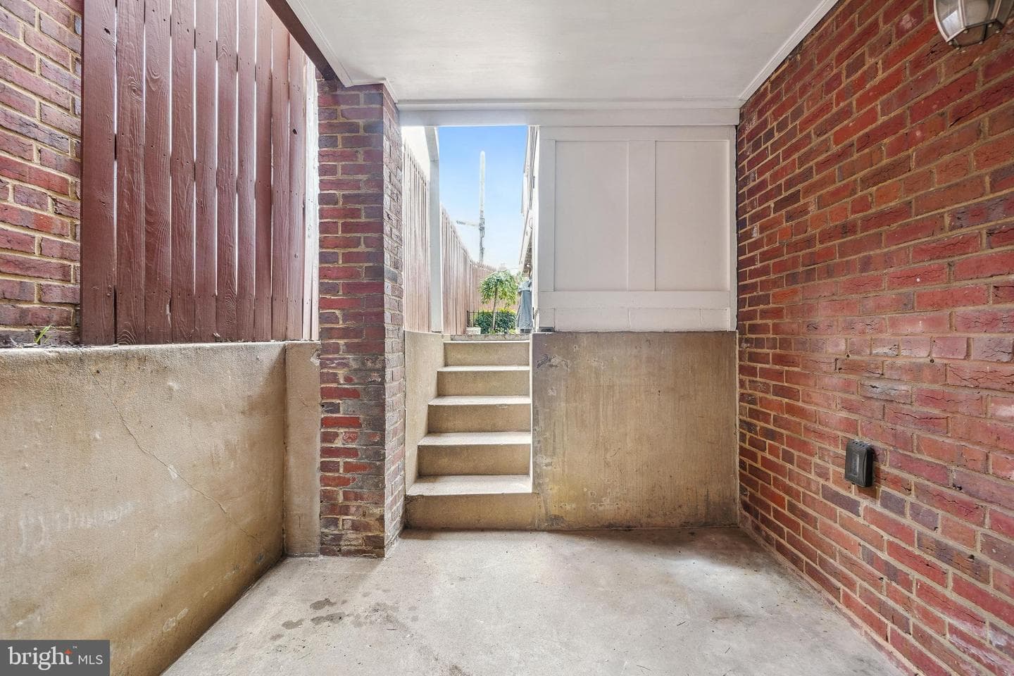 312 Jefferson Street NW photo 33