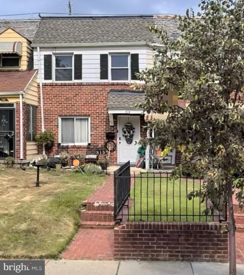 315 34th Street NE photo 1