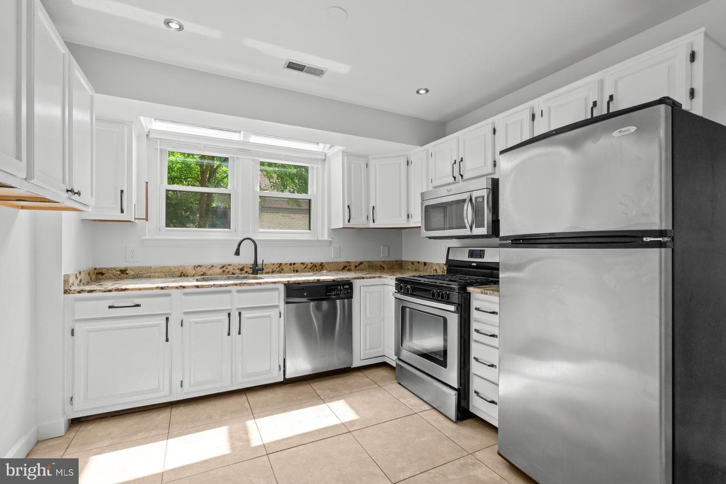 3324 Banneker Drive NE #3324 photo 12