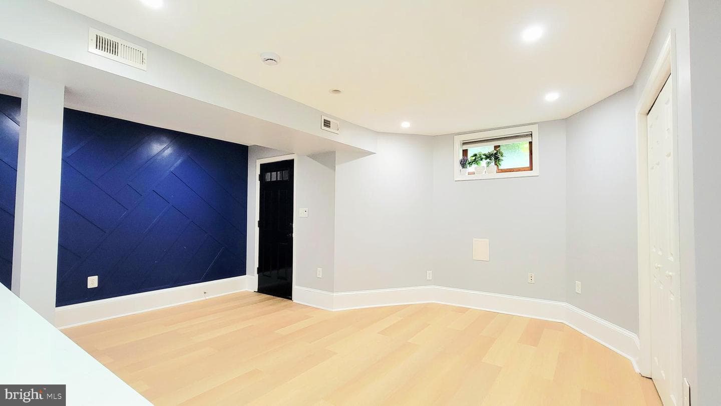 2216 1st Street NW photo 3