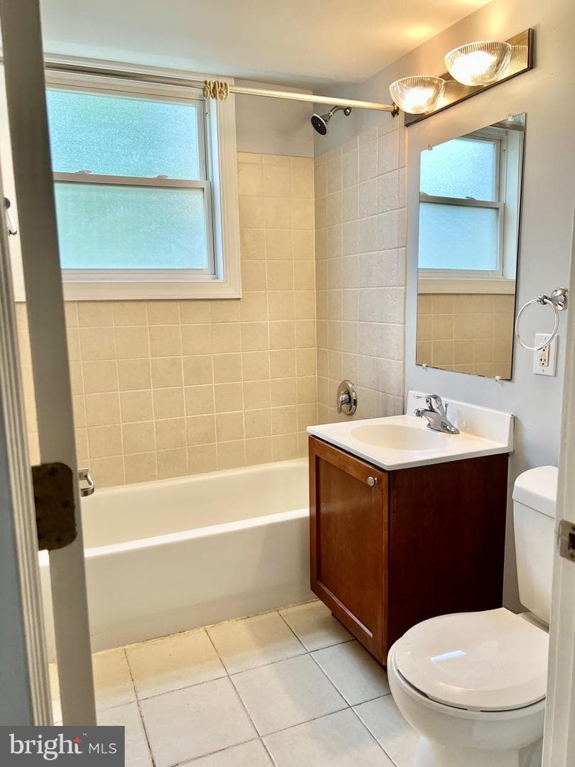 2841 Gainesville Street SE #203 photo 3