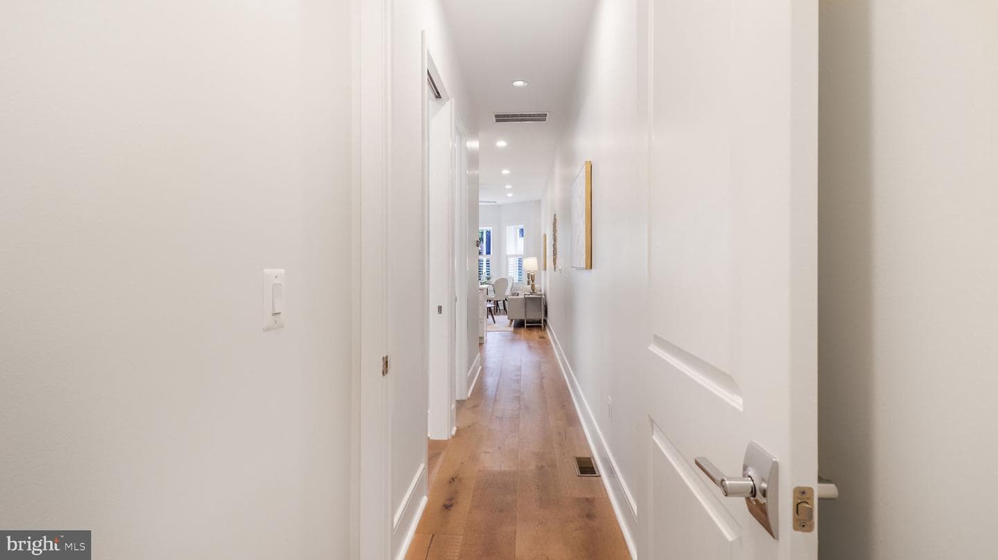 1306 Monroe Street NW #1 photo 23