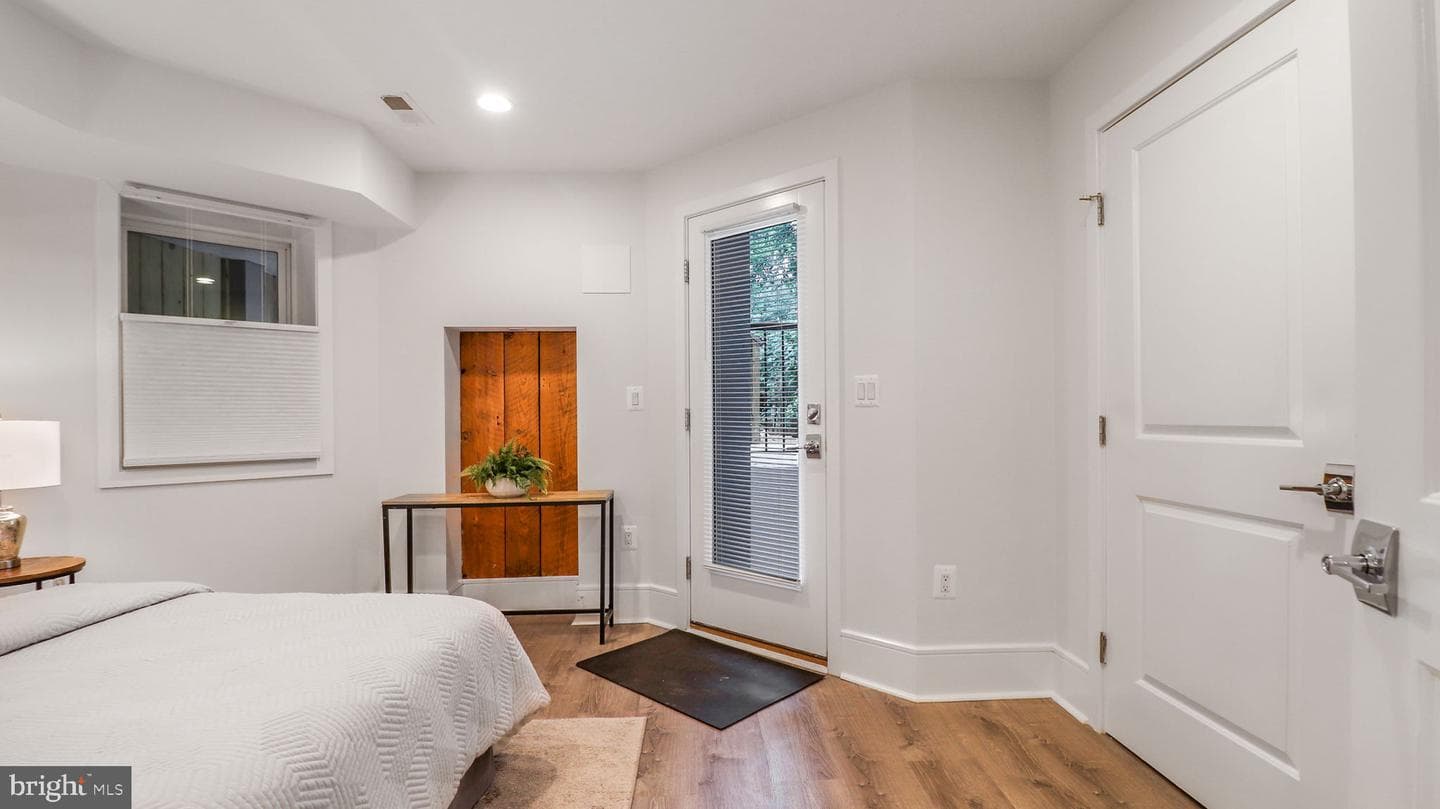 1306 Monroe Street NW #1 photo 45