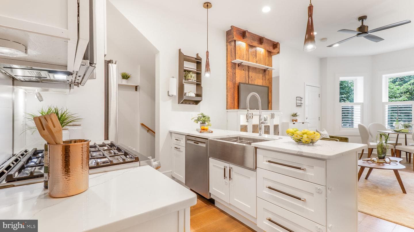 1306 Monroe Street NW #1 photo 5